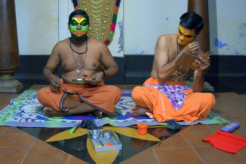 Kathakali Performers - Places to Visit in Kerala with Kids