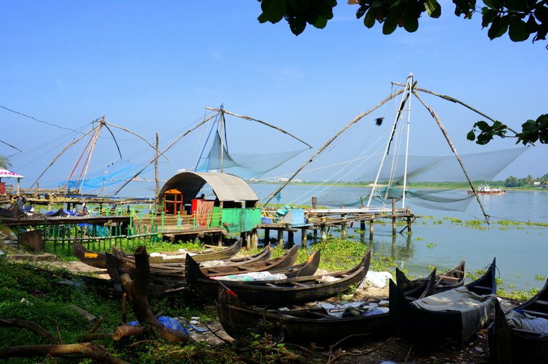 Chinese Fishing Nets - Places to Visit in Kerala with Kids