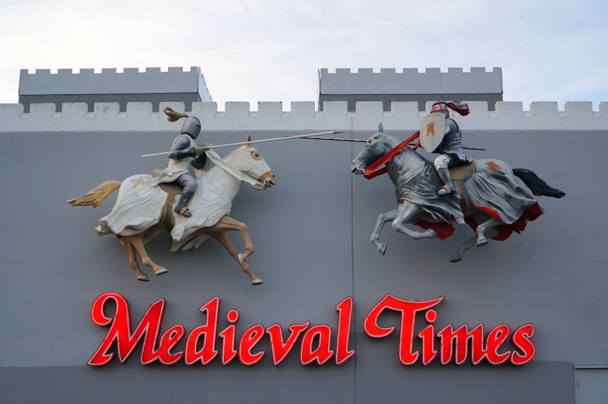 Medieval Times and Pirate's Dinner Adventure