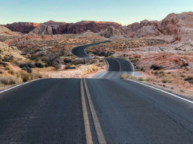7 Things to Know for Hiking Valley of Fire State Park - No Back Home